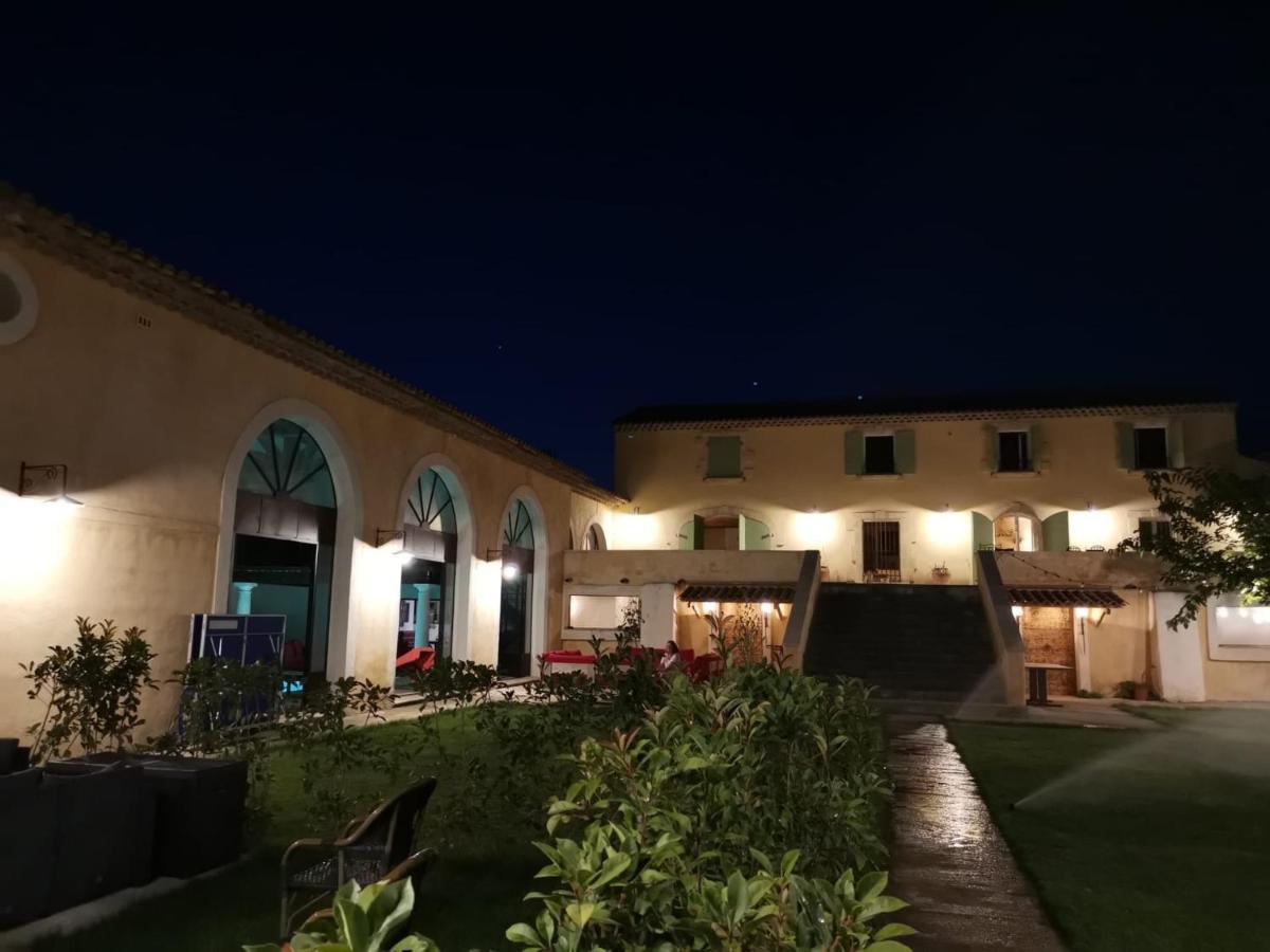 Domaine Des Francobelges - Appartements Lauris Exterior foto
