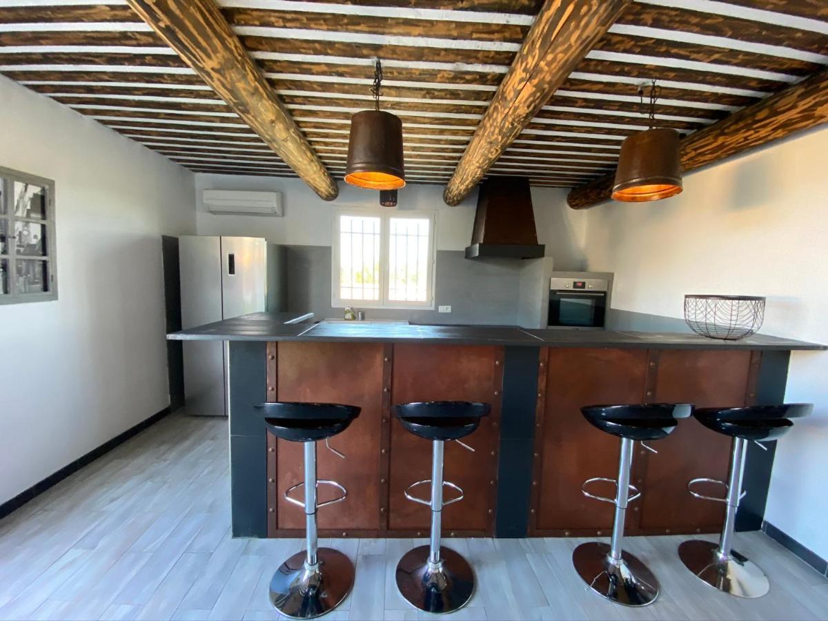 Domaine Des Francobelges - Appartements Lauris Exterior foto