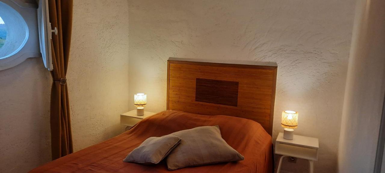 Domaine Des Francobelges - Appartements Lauris Exterior foto